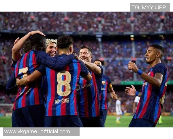 国王杯激战巴萨与曼联1-1平补时争议进球引发全场沸腾