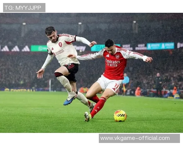 中超精彩对决利物浦大胜阿森纳补时绝杀引发全场狂欢