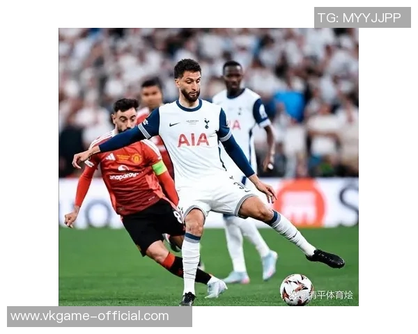 英超惊天冷门热刺逆袭拜仁上演3-0大胜引发全场震撼