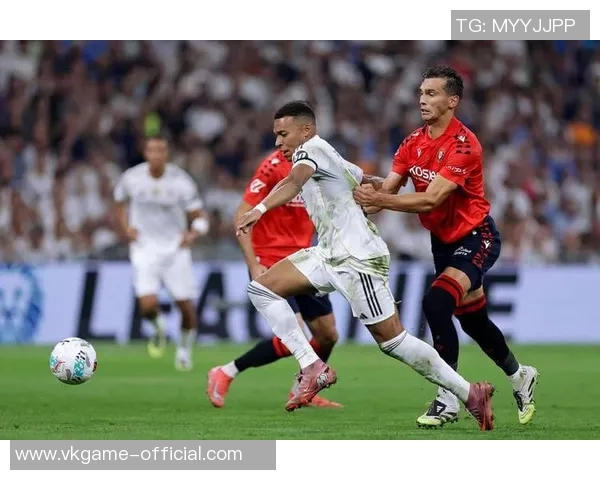 足总杯激战巴萨与尤文图斯战成平局逆转瞬间点燃全场激情 足总杯激战巴萨与尤文图斯战成平局逆转瞬间点燃全场激情