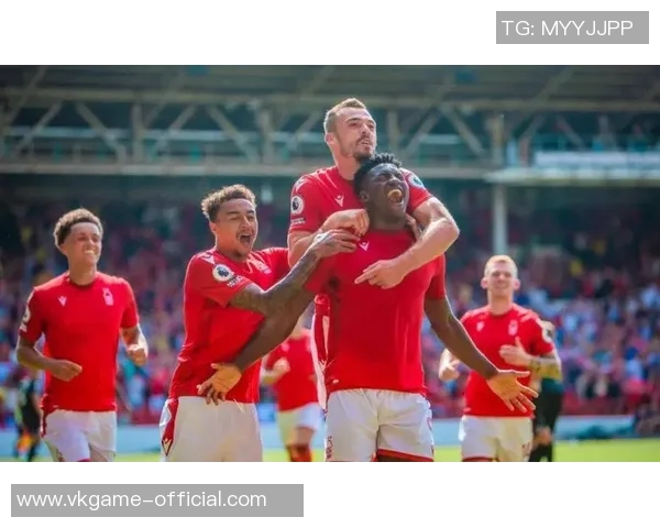 意甲经典对决那不勒斯点球绝杀曼联引发全场狂欢 意甲经典对决那不勒斯点球绝杀曼联引发全场狂欢