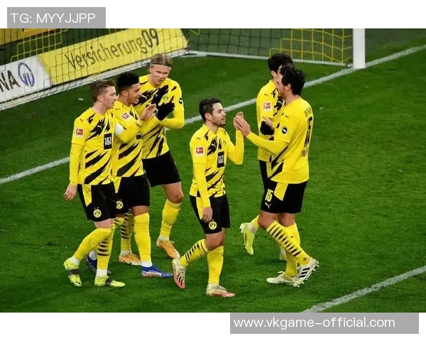 德甲经典对决多特蒙德与拜仁战成平局神扑时刻引发全场热烈反响