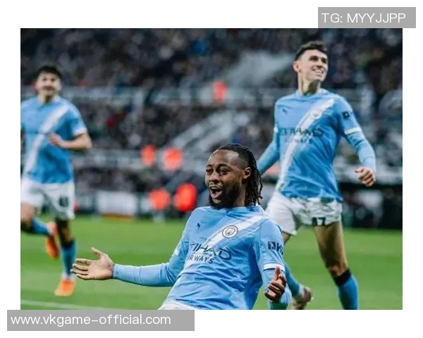 热刺与曼城友谊赛战平关键时刻引发全场热议与战术分析 热刺与曼城友谊赛战平关键时刻引发全场热议与战术分析